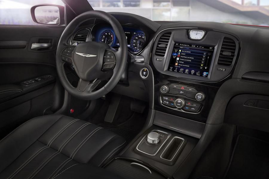  Chrysler 300C S 2015 года  (фото 22 из 59)